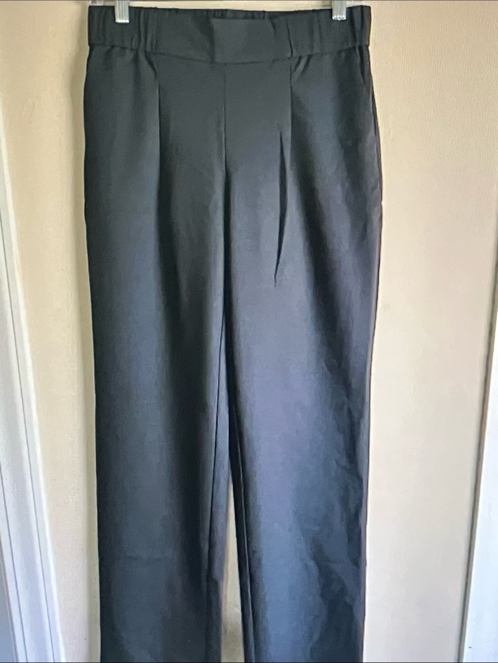Women's Black Tailored Pleat Front Trousers